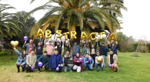 Photo of the Abstracta Chile team celebrating their 3rd anniversary